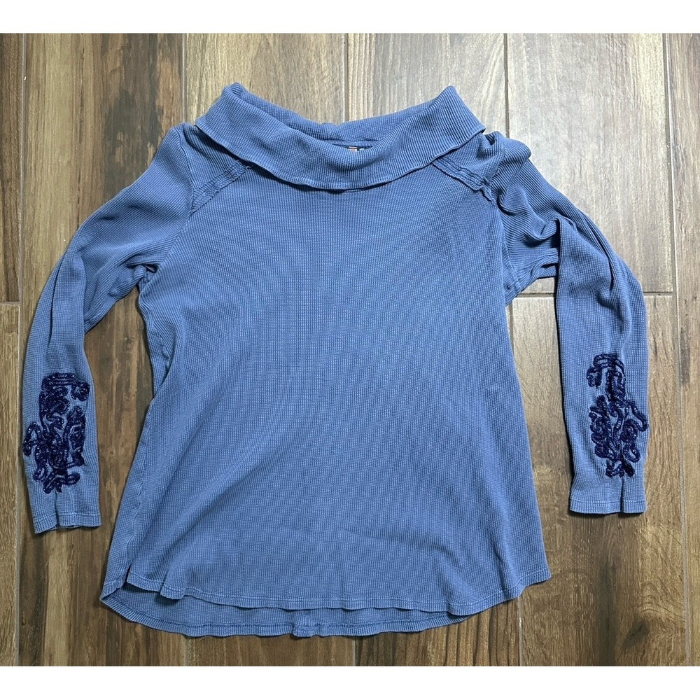 Soft Surroundings Blue Waffle Knit‎ Thermal Embroidered Cowl Neck Top Large
